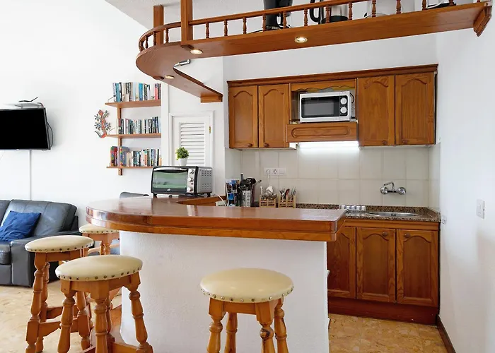 Flamingo Apartment *